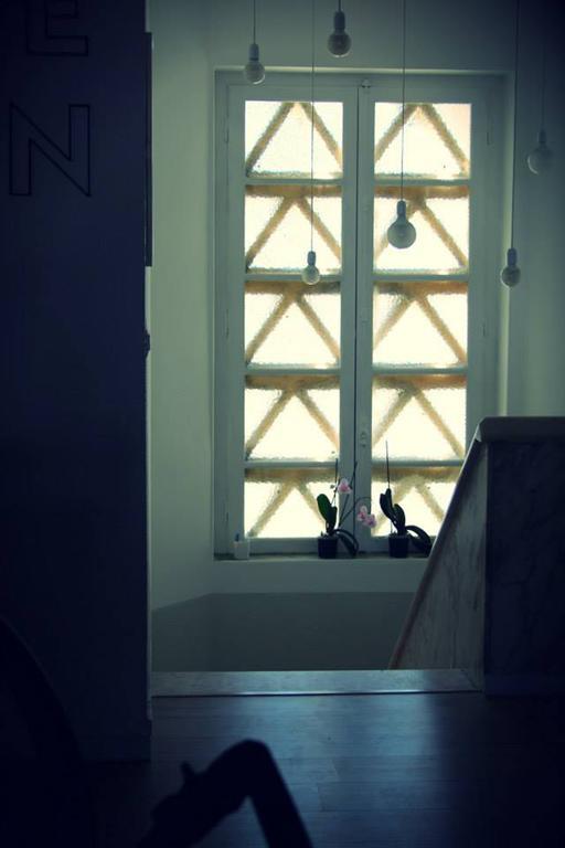 Nineteen Studios Peniche Quarto foto